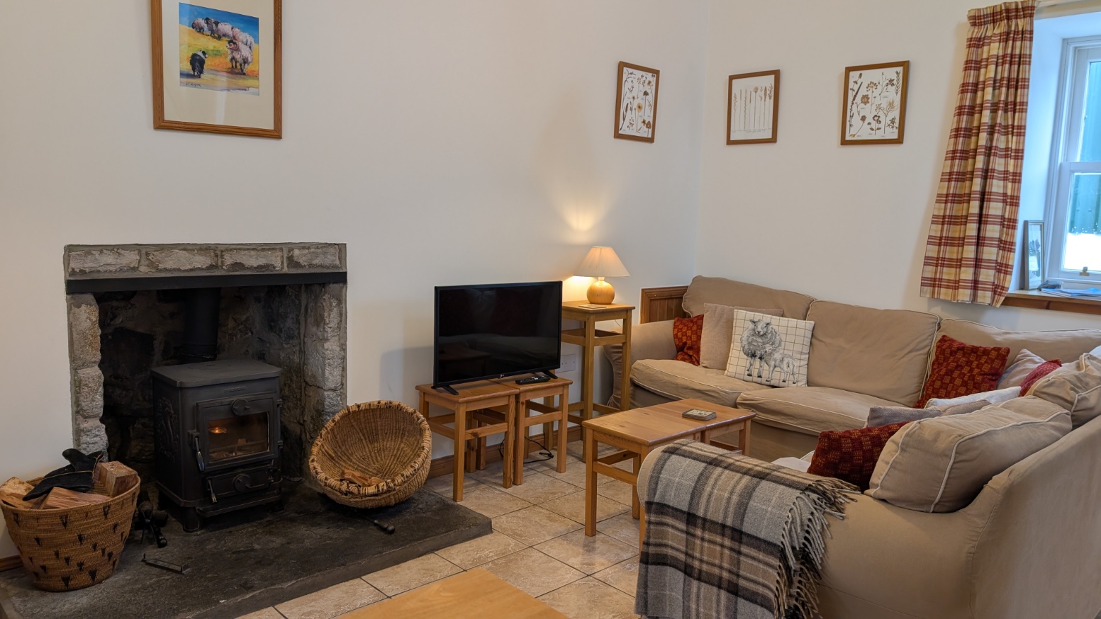 Comfortable cosy bothies